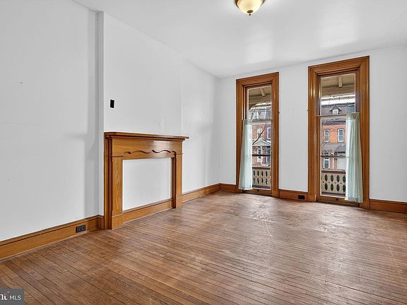 4th image of 343 N 3rd St