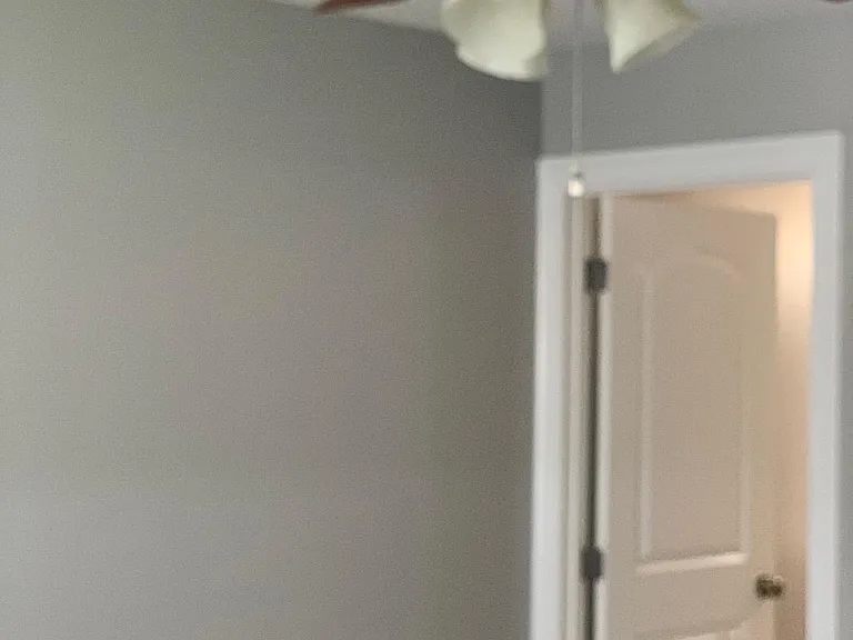 2616 Franklin Ave — Photo 14