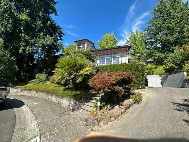 11128 NE 37th Ct — Photo 2