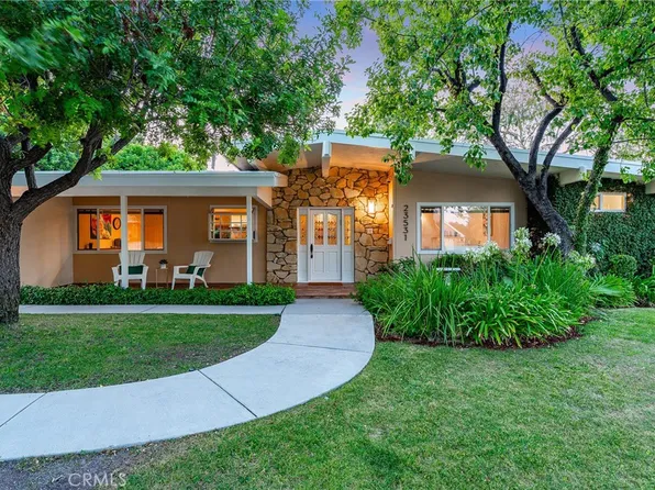 23531 Ladrillo St, Woodland Hills, CA 91367