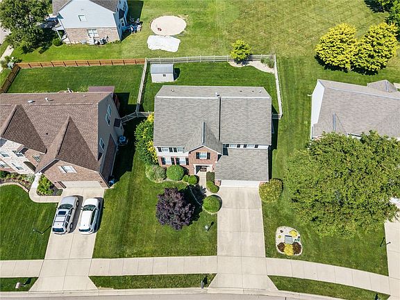 4th image of 364 Krystal Ellen Dr