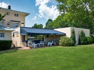 117 W Bayberry Rd, Islip, NY 11751