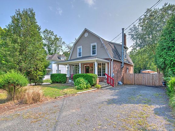 3rd image of 286 Whitesville Rd
