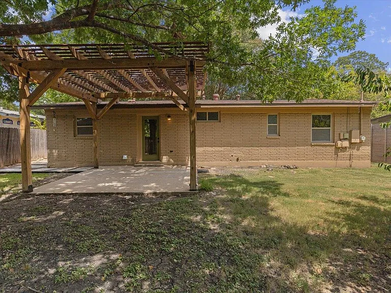7604 Robalo Rd — Photo 29