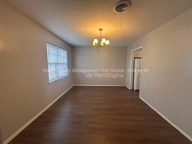 6315 Crimson Ave — Photo 3