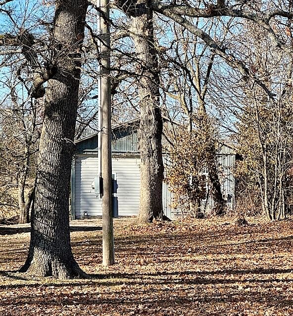 2nd image of 4403 S 160th Road