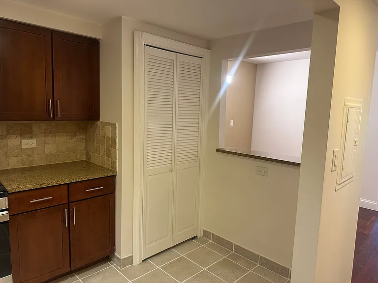 143-41 84th Dr #5E — Photo 4