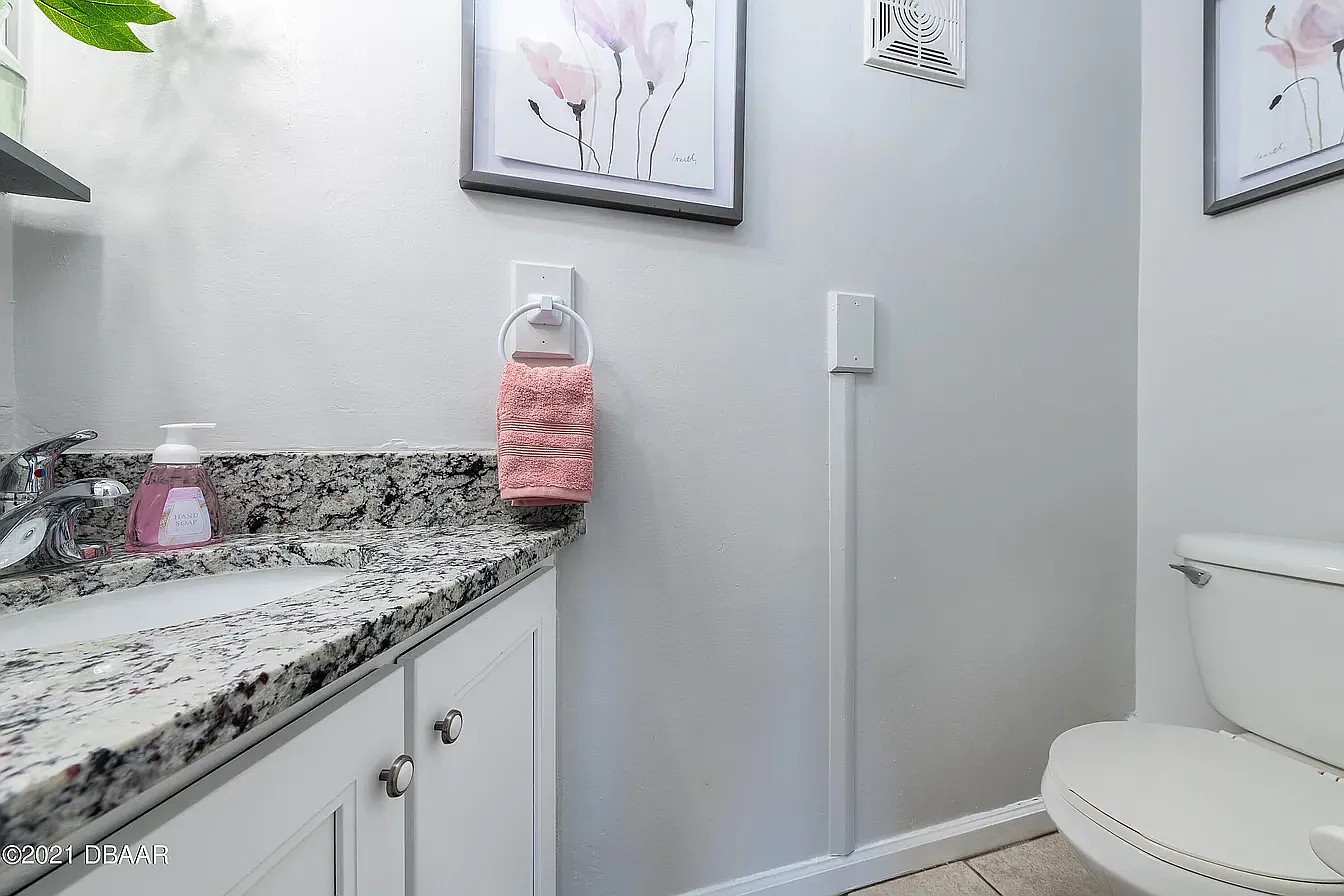 2 bed, 1.5 bath, 960 sqft, $1,450 — Photo 4