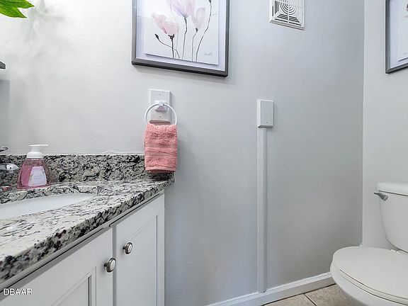 4th image of 1600 S Palmetto Ave APT 104