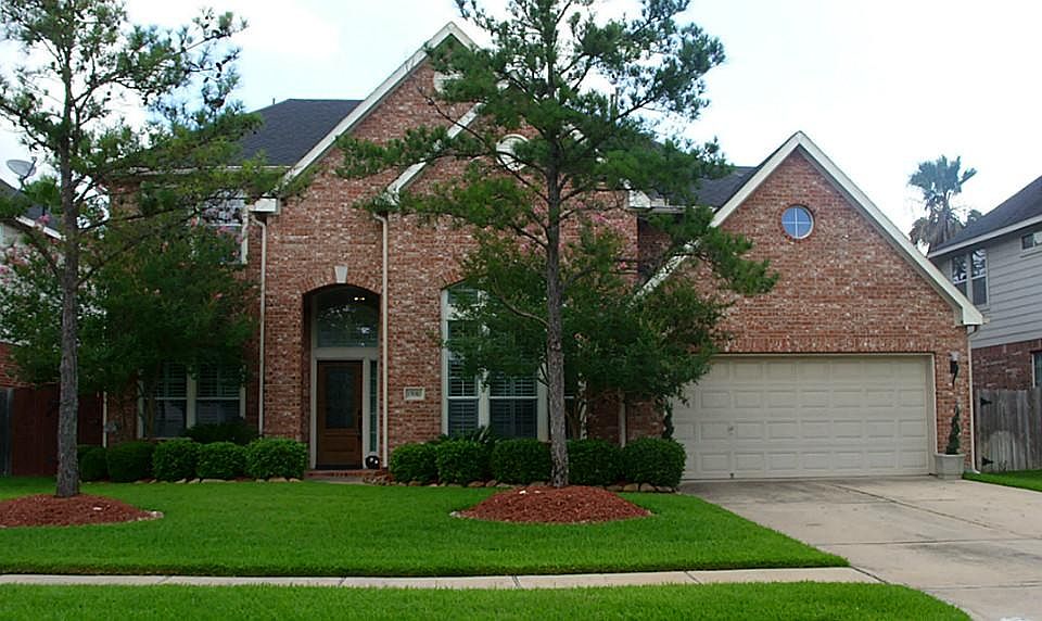 1st image of 15910 Cypress Hall Dr
