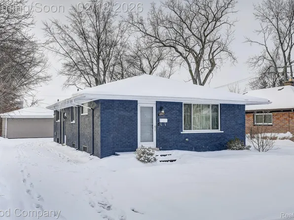 2863 Columbia Rd, Berkley, MI 48072