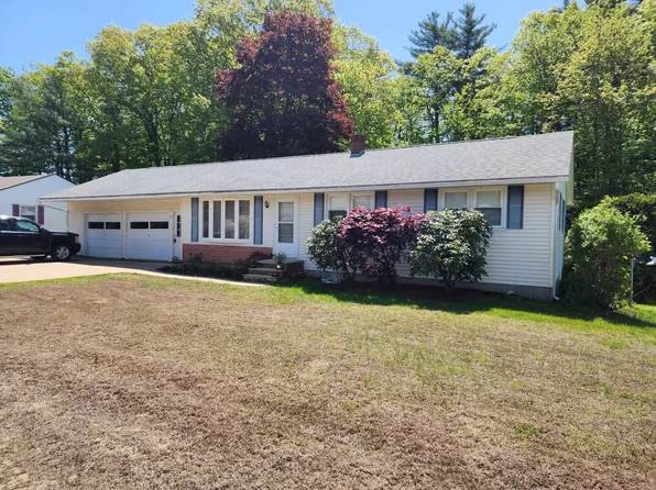 18 Oak Street, Jay, ME 04239
