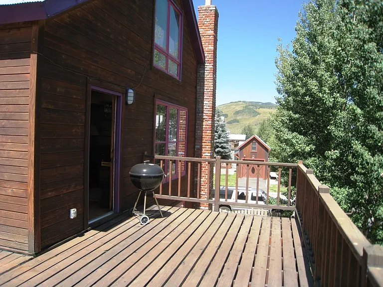 304 Teocalli Ave — Photo 11