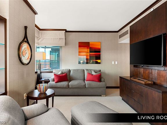 5th image of 2600 W Harmon Ave #9023