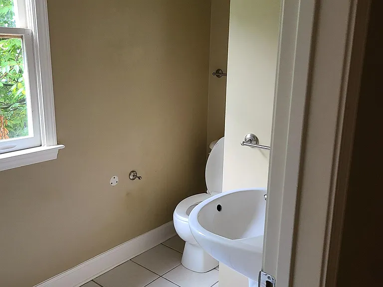 705 McDonald St SE — Photo 14