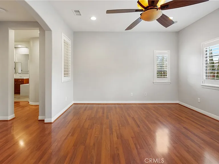 1 Bower Ln — Photo 10