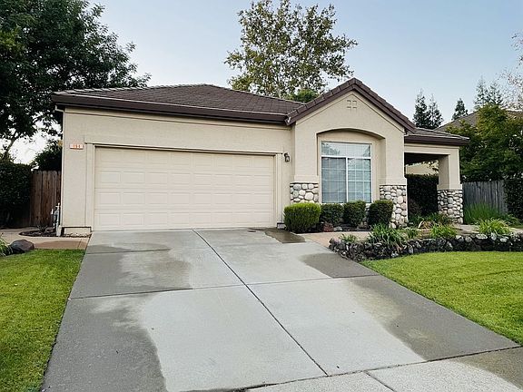 2nd image of 154 Vierra Cir