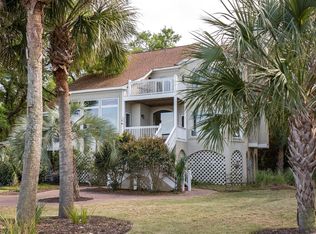 8918 Palmetto Rd, Edisto Island, SC 29438