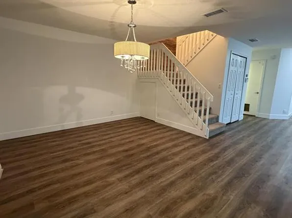 8953 NW 23rd St, Pompano Beach, FL 33065