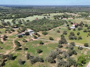 1951 Dowdy Rd, Seguin, TX 78155