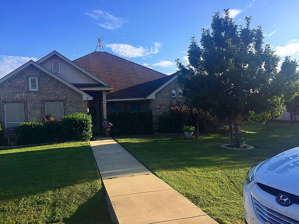 1st image of 429 Green Meadow Dr