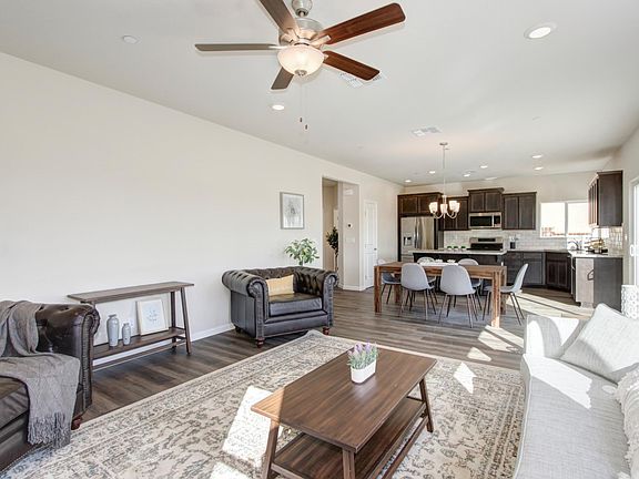4th image of 1342 River Run Cir