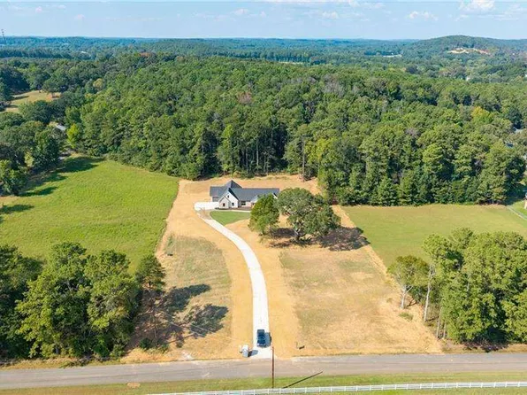 108 Cline Dr SW, Cartersville, GA 30120
