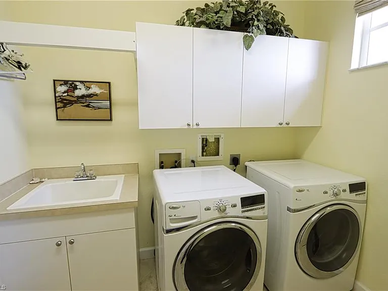 9616 Cypress Hammock Cir #201 — Photo 10