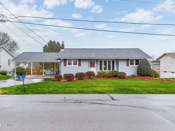 62 Oak St, Danville, PA 17821