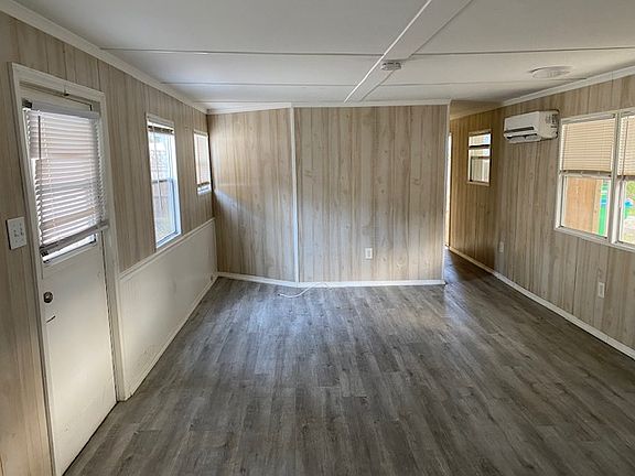 3rd image of 15004 113th Ave N #14