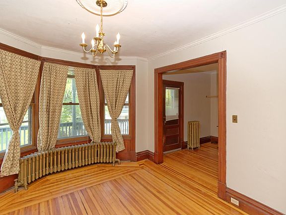 2nd image of 6 Larch Ave #2