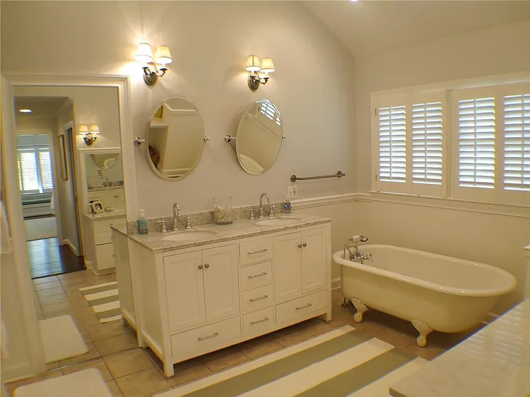 746 Forrest Trl NW — Photo 9