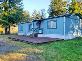 1400 Hobbs Wall Rd, Crescent City, CA 95531