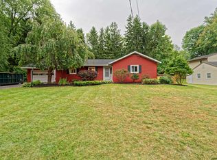 6 Lacy Ln, Loudonville, NY 12211