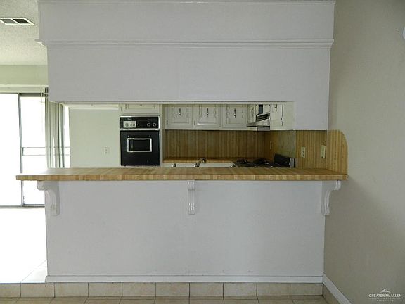 5th image of 16505 Dolores Huerta St