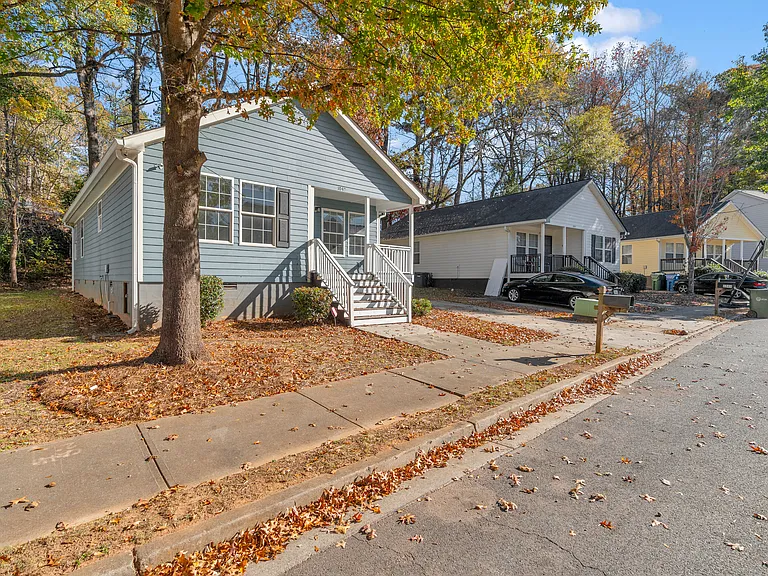 1040 Thomasville Estates Way SE — Photo 52