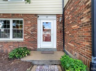 39 Woodlake Ct #D, Lake Saint Louis, MO 63367
