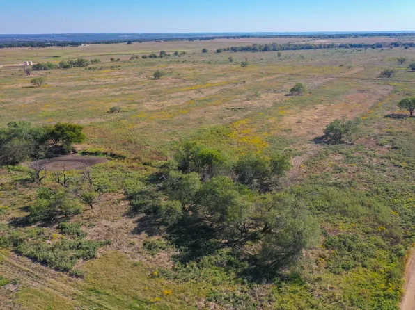 199 High Way, Jacksboro, TX 76458
