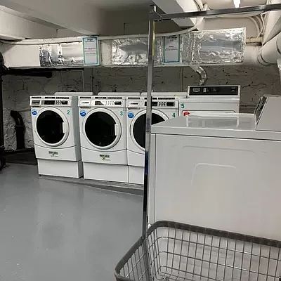 2nd image of 237 E 59th St #4D