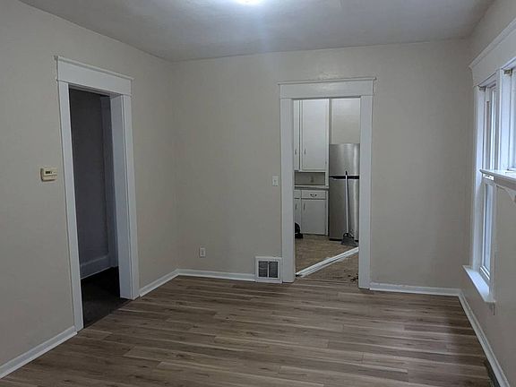 3rd image of 1159 W 8th St Floor 1