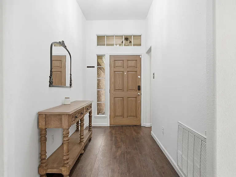 7218 Gingerberry Dr — Photo 4