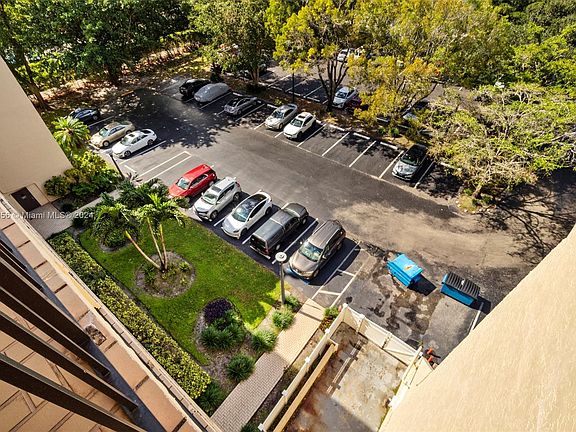 2nd image of 3300 W Rolling Hills Cir APT 706