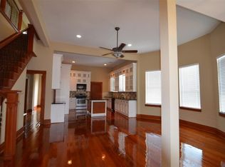 1615 Houston Ave, Houston, TX 77007