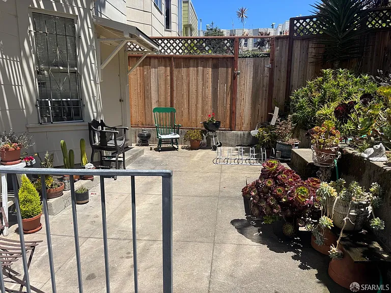 1459 Haight St #5 — Photo 48