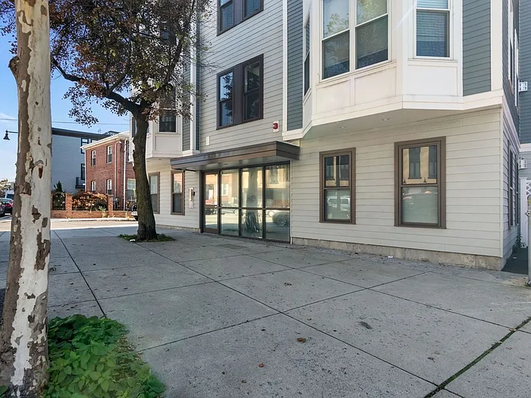 15 Preble St #4 — Photo 15