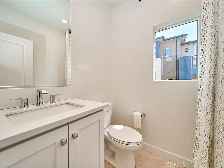 128 Abacus — Photo 28