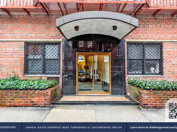 290 West 12th Street image 15 of 21