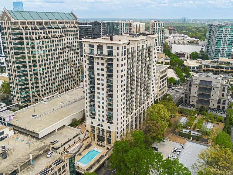 3040 Peachtree Rd NW #613 — Photo 4