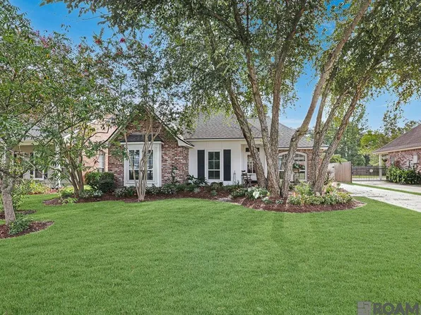 18157 Lake Indigo Dr, Baton Rouge, LA 70817