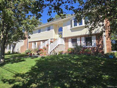 70 Parkside Street, Holbrook, NY, 11741